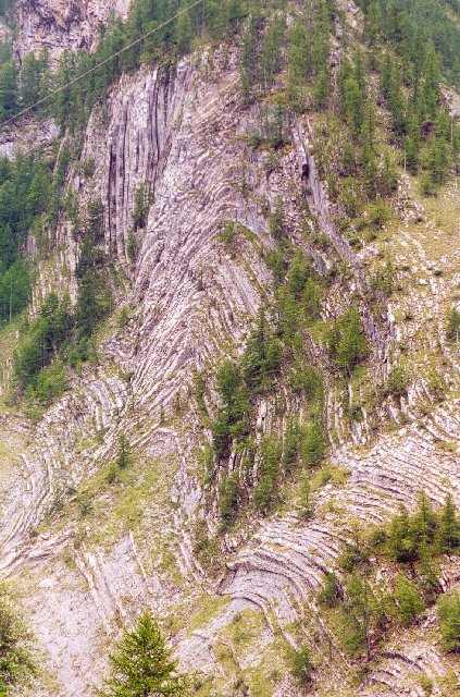 Felsformation am Col de la Cayolle (Nordanfahrt)Sommertour 2000