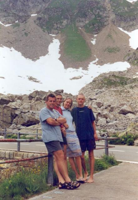 Die Protagonisten von links nach rechts:Rudi Rapp, Alexander Hipp, Sonja Albrecht, Gunnar Albrecht.Tour en France 2003Gunnar Albrecht