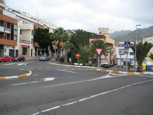 Start in San Andrés.