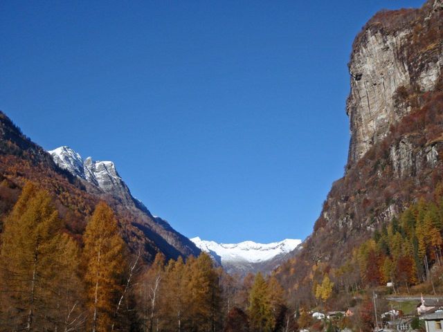 Val Osura westlich von Brione.