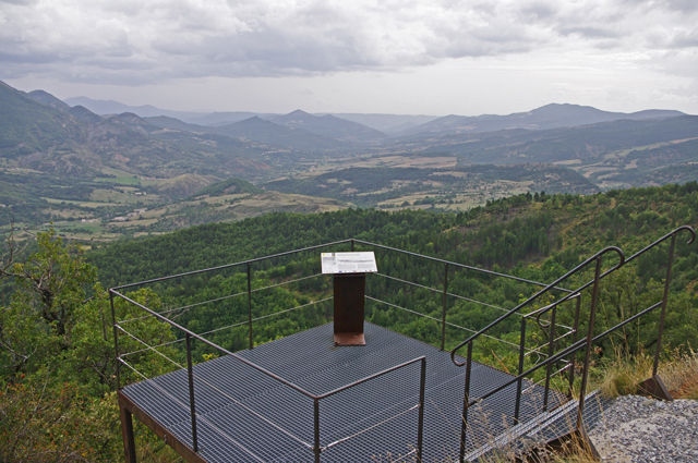 Die Aussichtsplattform am Col d‘Hysope