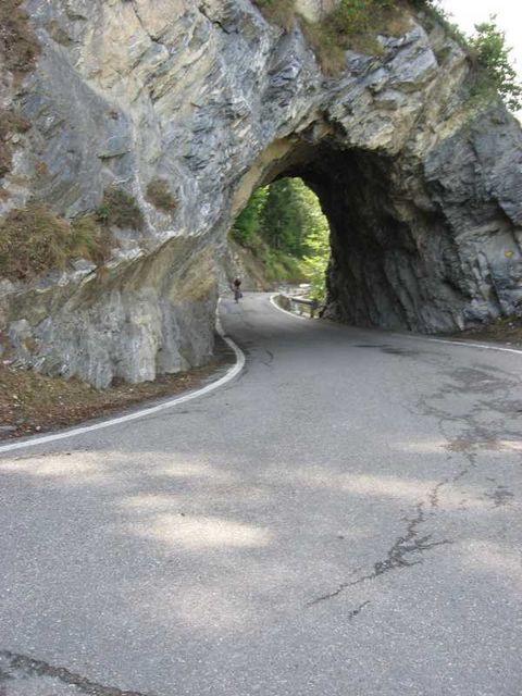 Ein Tunnel oder so ähnlich.