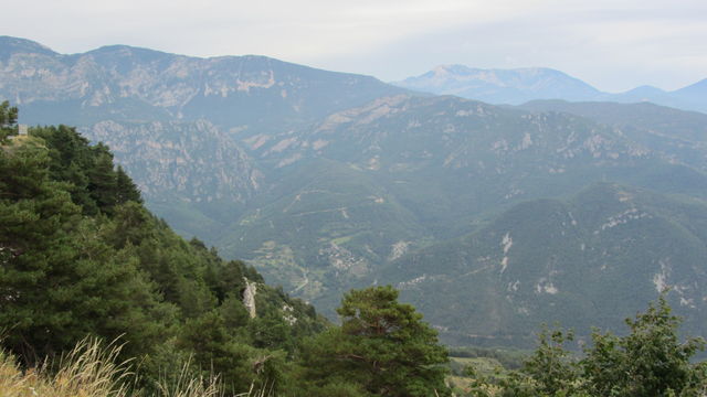 Anfahrt über den Coll de Jou: Blick ins Vall de Lord.