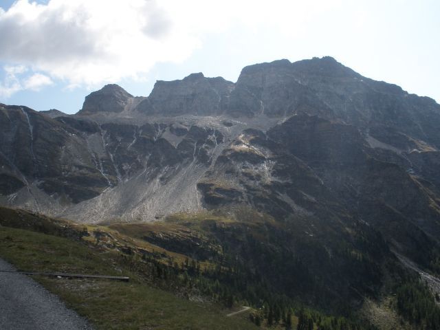 Hochgebirgslandschaft - Rote Wand (2855 m) und Stellkopf (2852 m).