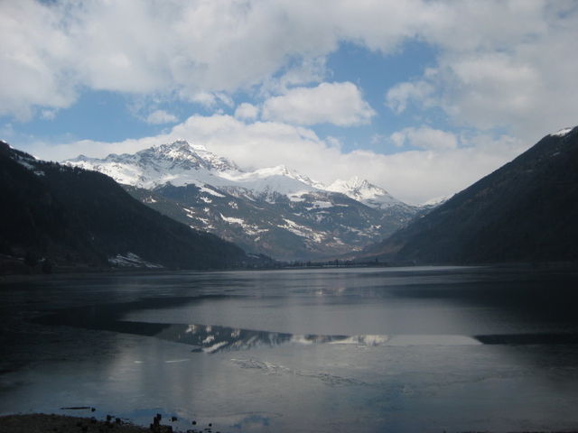 Der fast eisfreie Lago di Poschiavo