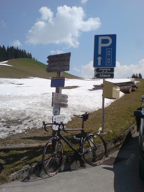 Ziel - Der obere Parkplatz (964 m).