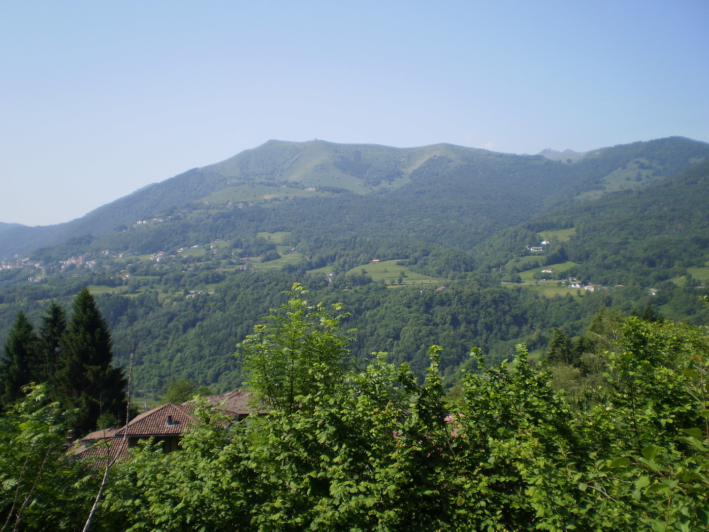 Das Valle Intelvi von oberhalb von San Fedele Intelvi.