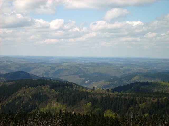 Ausblick vom Kaiser-Wilhelm-Turm in Richtung Niederrhein.