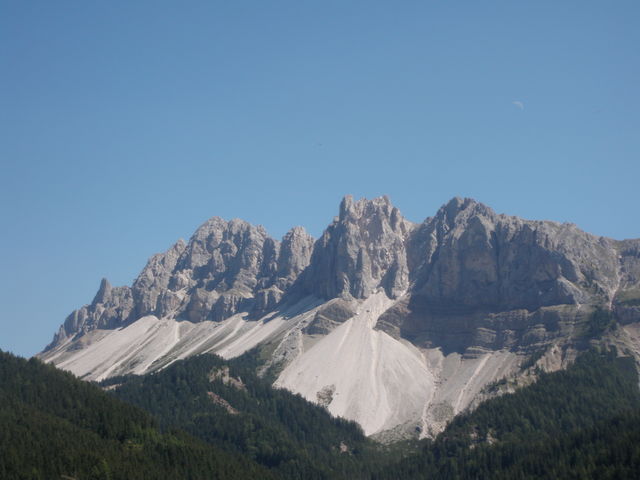 Die Dolomiten im Süden
