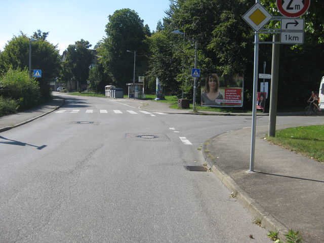 In Stuttgart-Rohracker biegen wir rechts in die Dürrbachstraße ab.