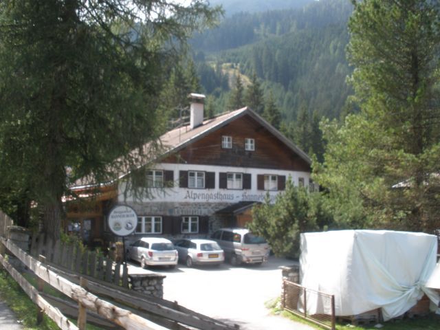 ...Alpengasthaus Hanneburger.