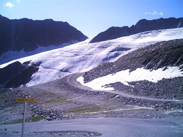 Rettenbachferner Gletscher: sehr imposant.