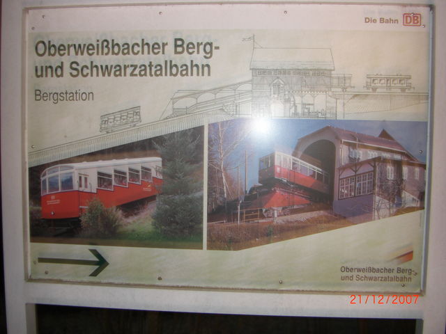 Infotafel zur Oberweißbacher Berg- und Schwarzatalbahn