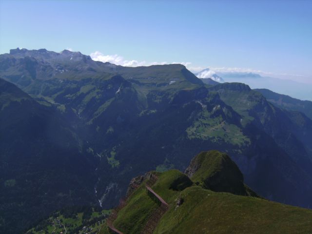 Blick auf die Bergwelt westlich des Lauterbrunnentals.