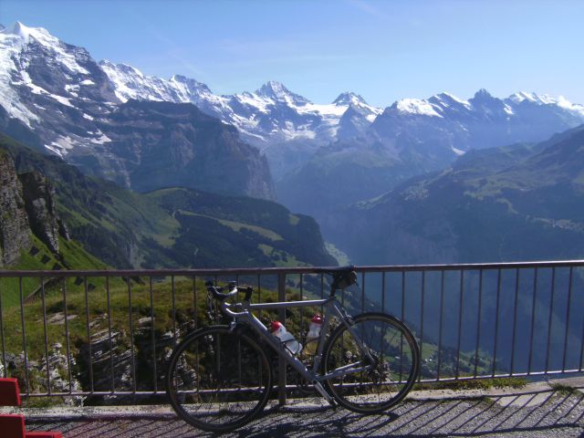 Beweisphoto vor der prächtigen Kulisse der Berner Alpen.