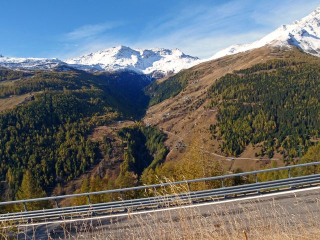 08 Blick in das Valle Febbraro mit dem Cima di Barna (2862m).