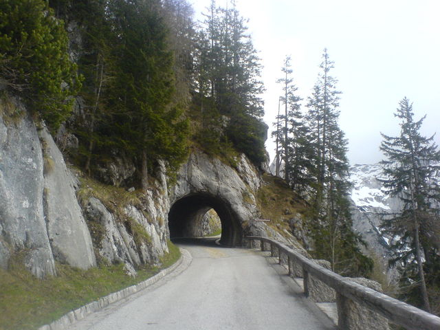 Ein weiterer kurzer Tunnel