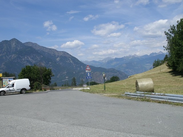 Oben, Aosta-Tal