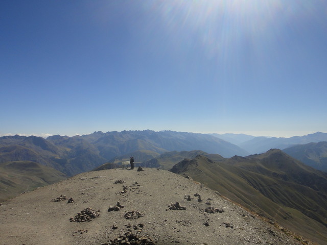 Blick Richtung Süden vom Gipfel der Cime de la Bonette.
