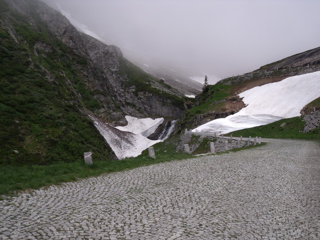 Auffahrt zum Gotthard durch das Val Tremola