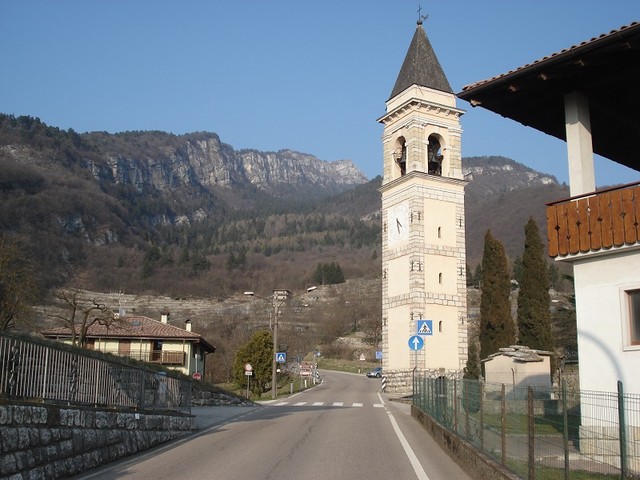 Valle San Felice, im Hintergrund der Monte Biaena.