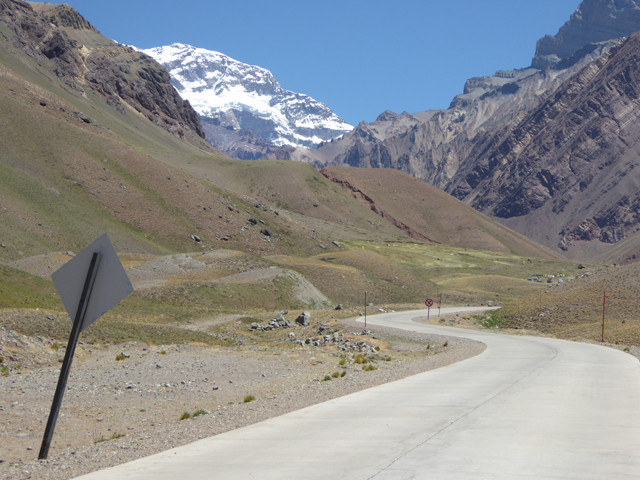 Stichstraße bei Horcones zum Mirador del Cerro Aconcagua, 