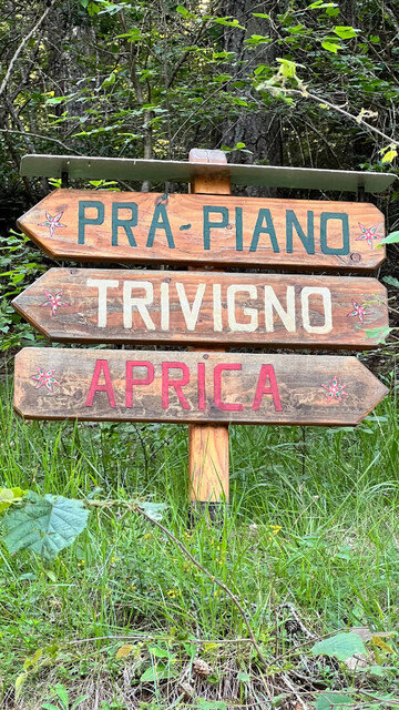 Auffahrt San Rocco - Trivigno Wegweiser
