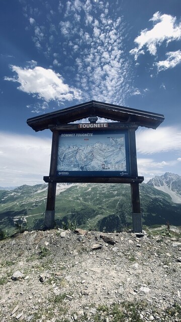 Gipfel mit Sicht zum Col de la Loze.
