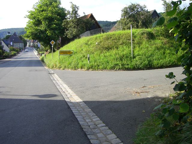 In Wannbach im Trubachtal biegen wir hier rechts ab in Fahrtrichtung Pretzfeld.