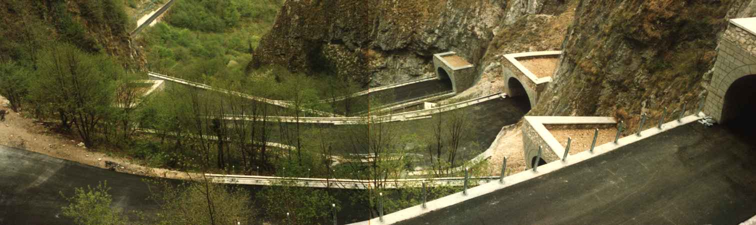 Die unglaubliche Tunnelkonstruktion am Passo di San Boldo - unbedingt groß ansehen.Richtie Sanden
