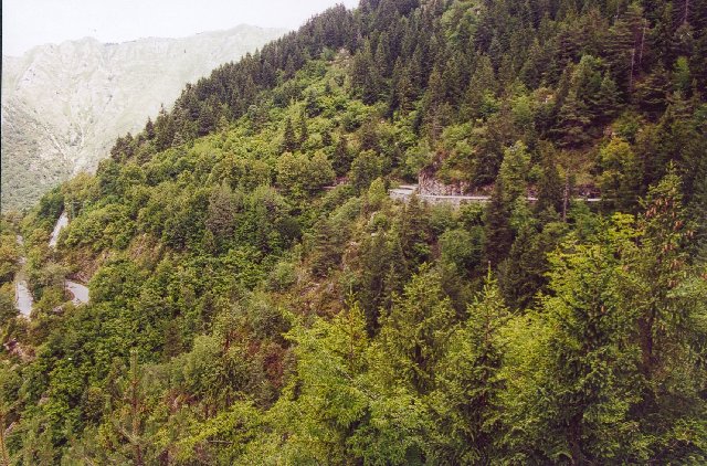 Serpentinen auf der Nordanfahrt zum Col de TuriniSommertour 2000