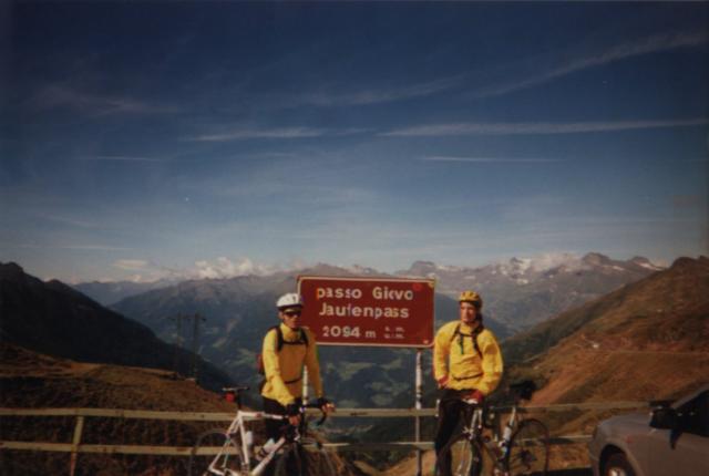 Tobi und Jan am JaufenpassItalien 1999
