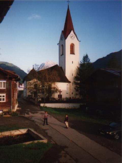 Die Dorfkirche in WarthItalien 1999