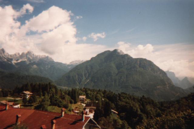 Das pittoreske Tal vor dem AurineItalien 1999 bei Voltago Agordino