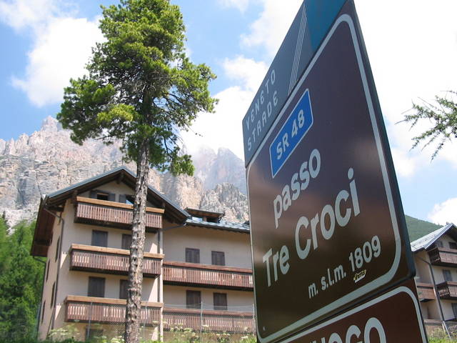 Am Pass gibt es wenig zu sehen, dafür viele Gasthäuser.