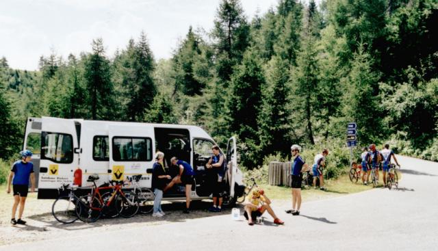 Die Passhöhe des Passo del Mortirolo.Tag 3 Sommertour 2001