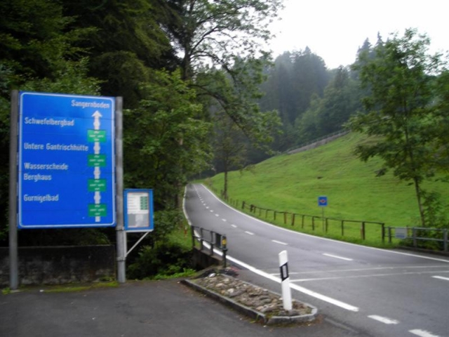 Einstieg in die Gurnigel Nordostrampe von Rüti bei Riggisberg geht es gleich zweistellig zur Sache. September 2006