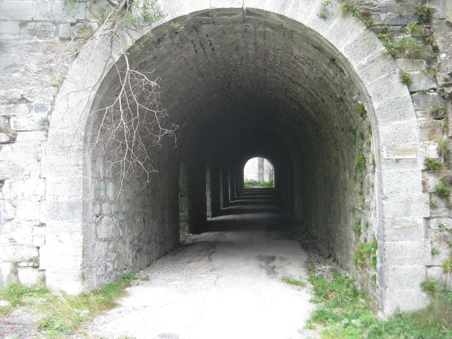 ...mit schönem Tunnel