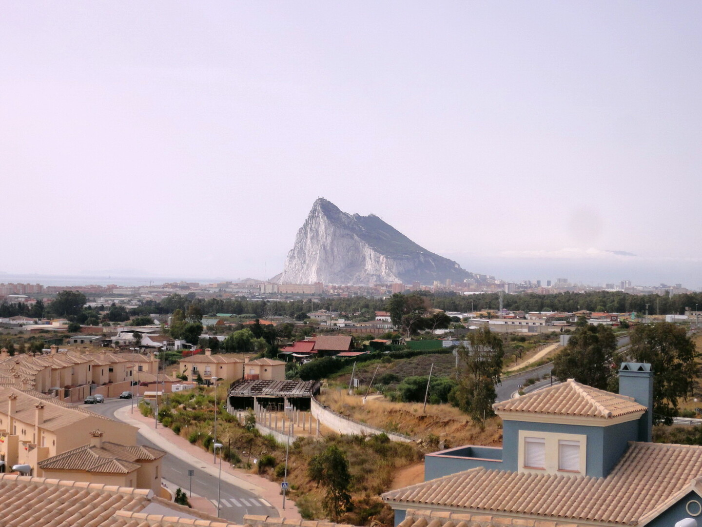Gibraltar von Spanien aus gesehen.