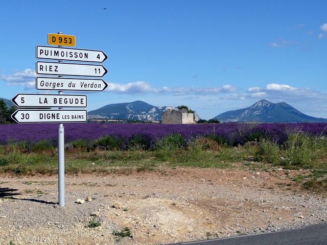 Kreuzung Poteau-de-Telle: Richtung Osten