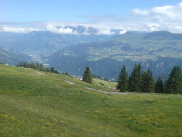 Blick auf Obersaxen und Val Lumnezia.