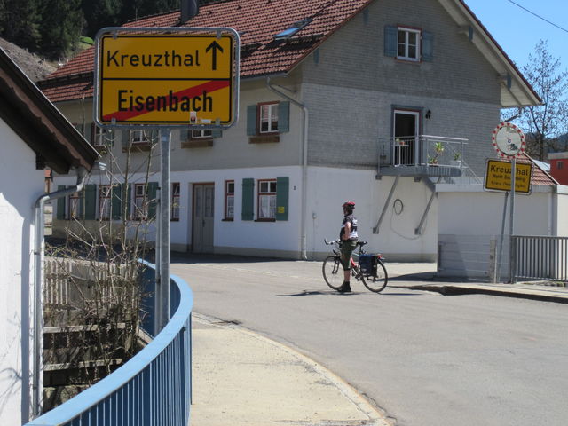Grenz-Schilderwald