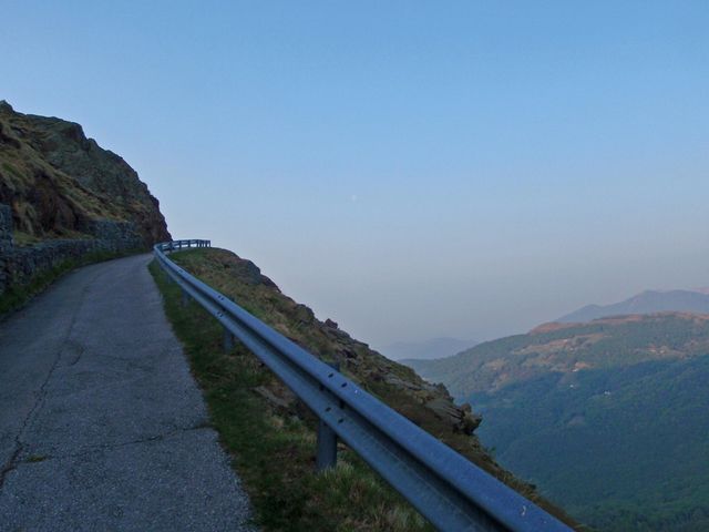 Alpe di Zalto, die prächtige und steile Rampe hinauf, 22.4.11.
