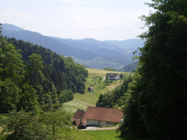 Südanfahrt: Blick ins Tal.