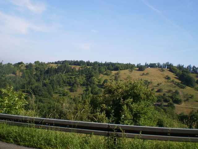 Ostanfahrt: Landschaft hinter Gernsbach.