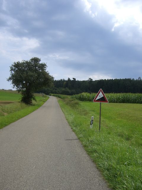 Nordanfahrt von Wernsbach: Das Schild spricht ausnahmsweise mal die Wahrheit.