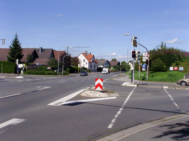 Startpunkt Nordwestauffahrt in Klein-Umstadt (nach rechts).