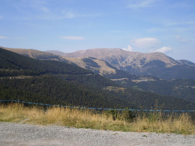 Blick von oben auf den Ostteil der Serra de Moixeró.