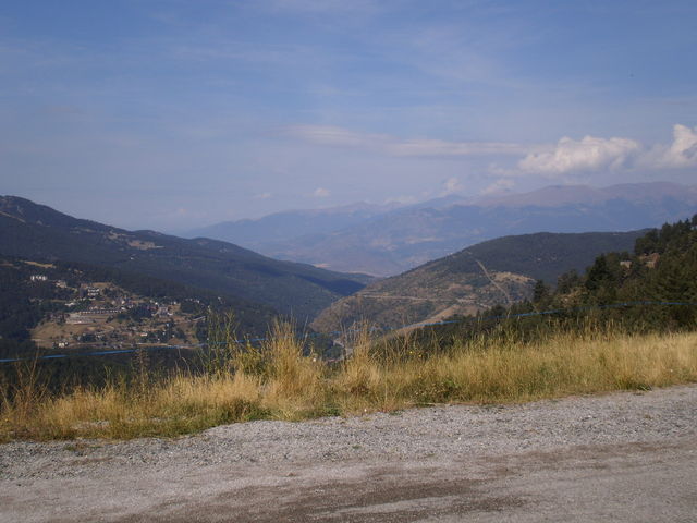 Blick auf den Pyrenäenhauptkamm der Cerdanya.