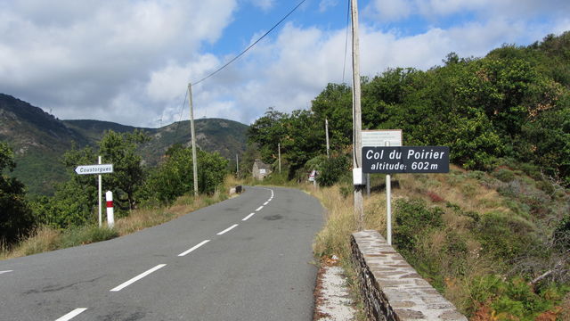 Südanfahrt: Der Zwischenpaß Col du Poirier.